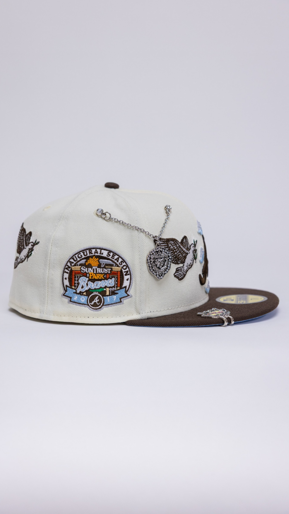 Atlanta Braves Heavenly City 2.0 59Fifty Fitted – Chrome/Brown