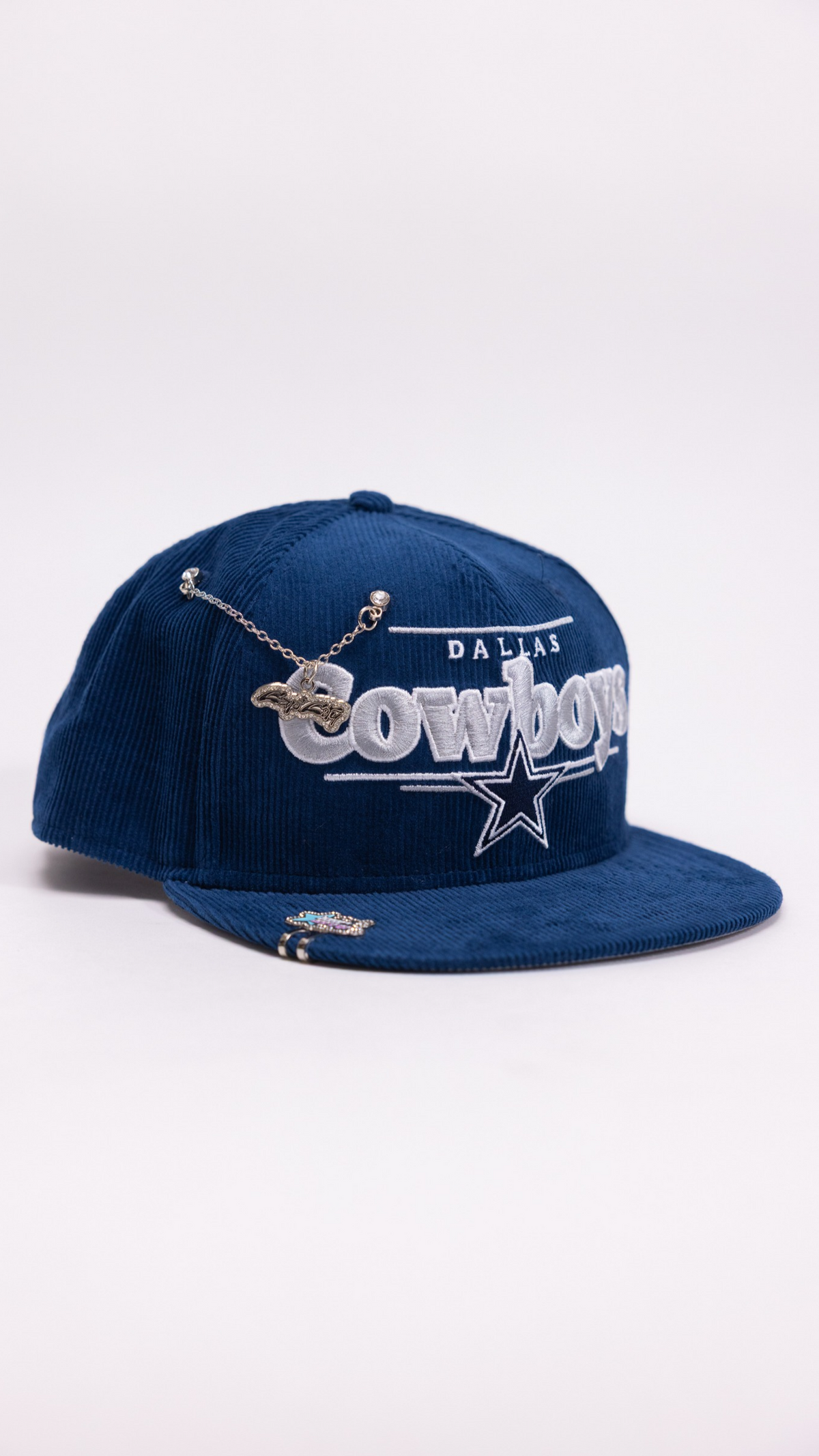 Dallas Cowboys Script 9Fifty Snapback – Navy Corduroy