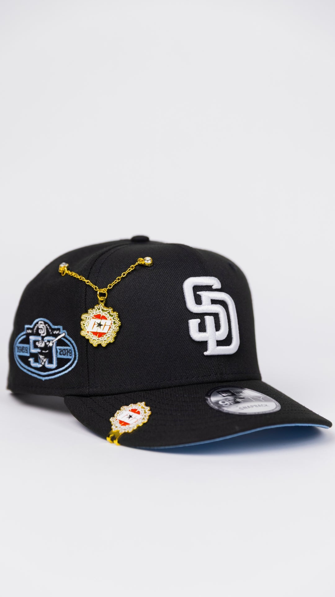 NEW ERA EXCLUSIVE 9FIFTY BLACK SAN DIEGO PADRES SNAPBACK W/ 50TH ANNIVERSARY SIDE PATCH