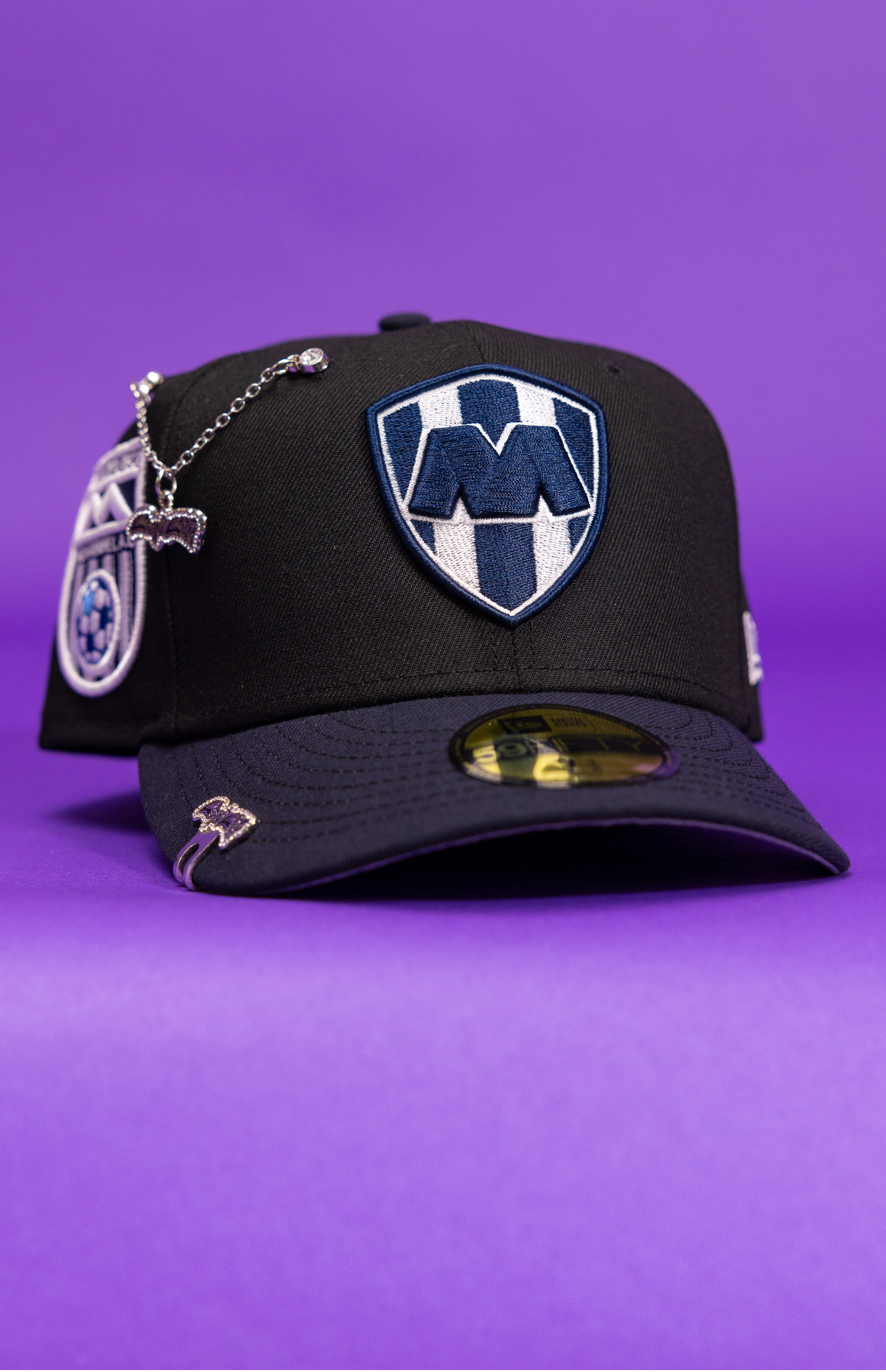 New Era Exclusive 59Fifty Black/Navy Club Monterrey W/ Club De Futbol Monterrey Side Patch