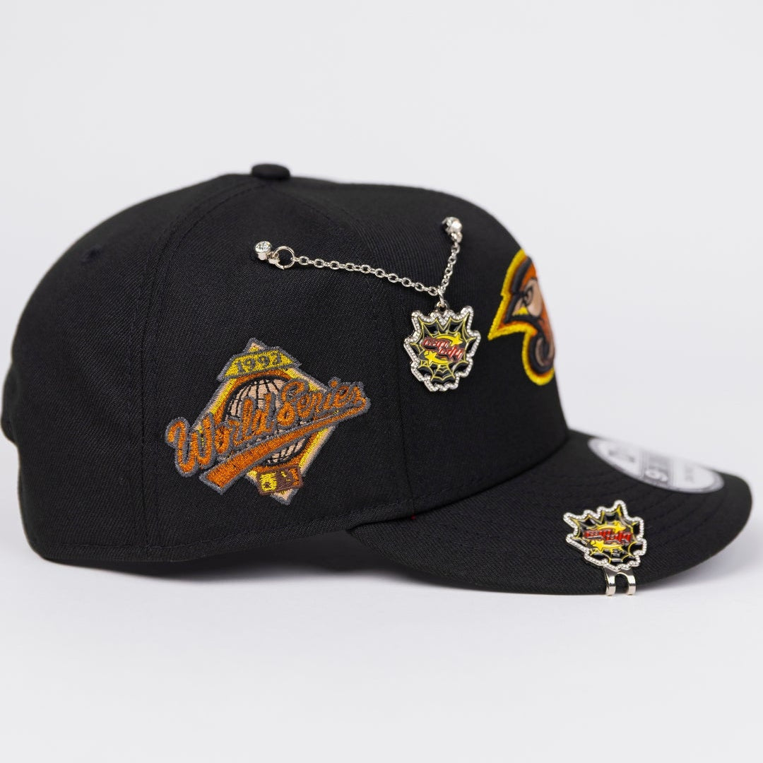 NEW ERA EXCLUSIVE 9FIFTY BLACK TORONTO BLUE JAYS SNAPBACK W/ WORLD SERIES SIDE PATCH