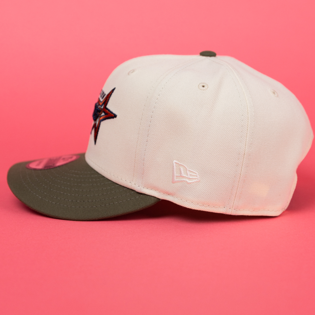 NEW ERA EXCLUSIVE 9FIFTY CHROME/ OLIVE HOUSTON ASTROS SCRIPT SNAPBACK W/ 35 GREAT YEARS SIDE PATCH