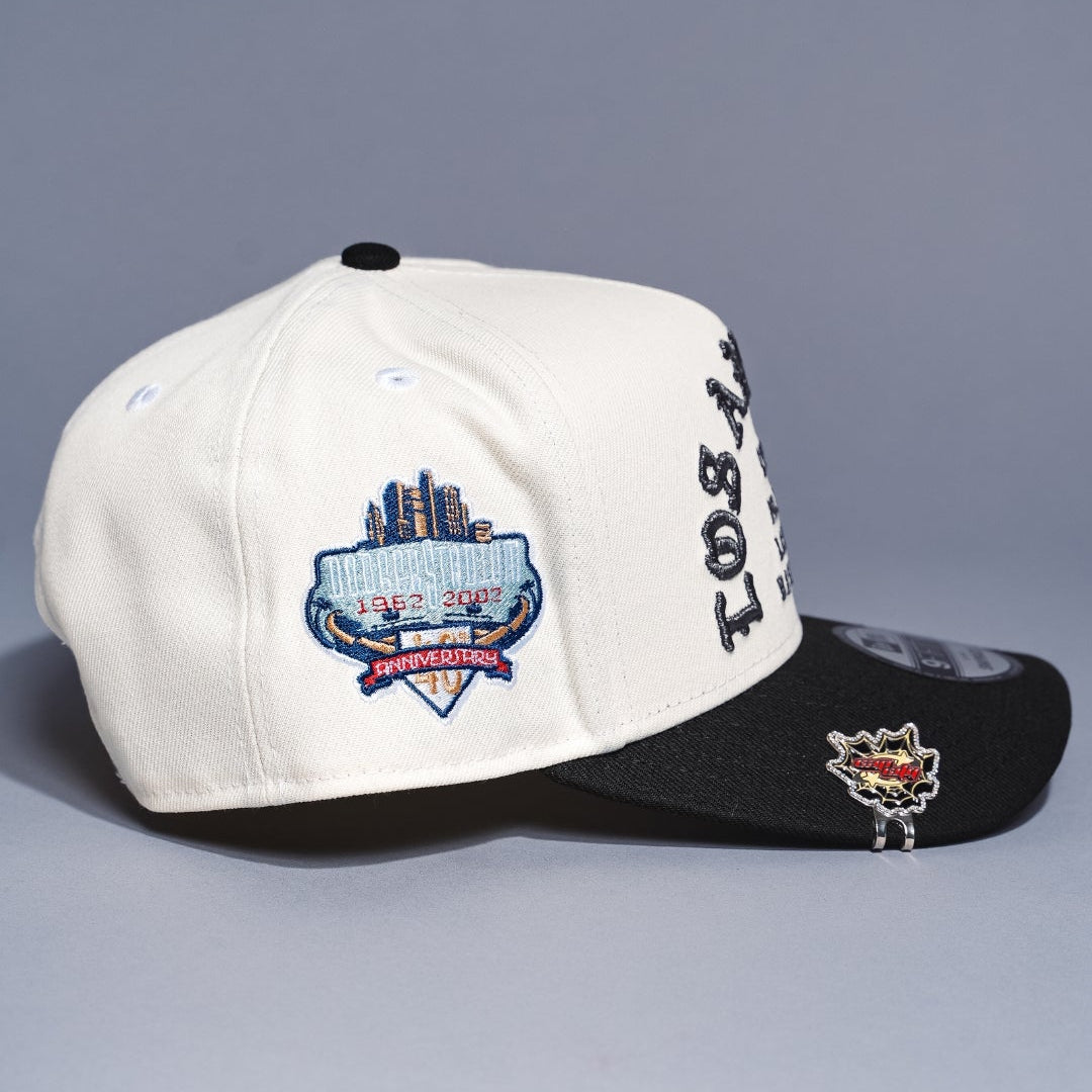 NEW ERA 9FIFTY A-FRAME CHROME/BLACK LOS ANGELES DODGERS 1958 MLB SCRIPT SNAPBACK W/ 40TH ANNIVERSARY SIDE PATCH