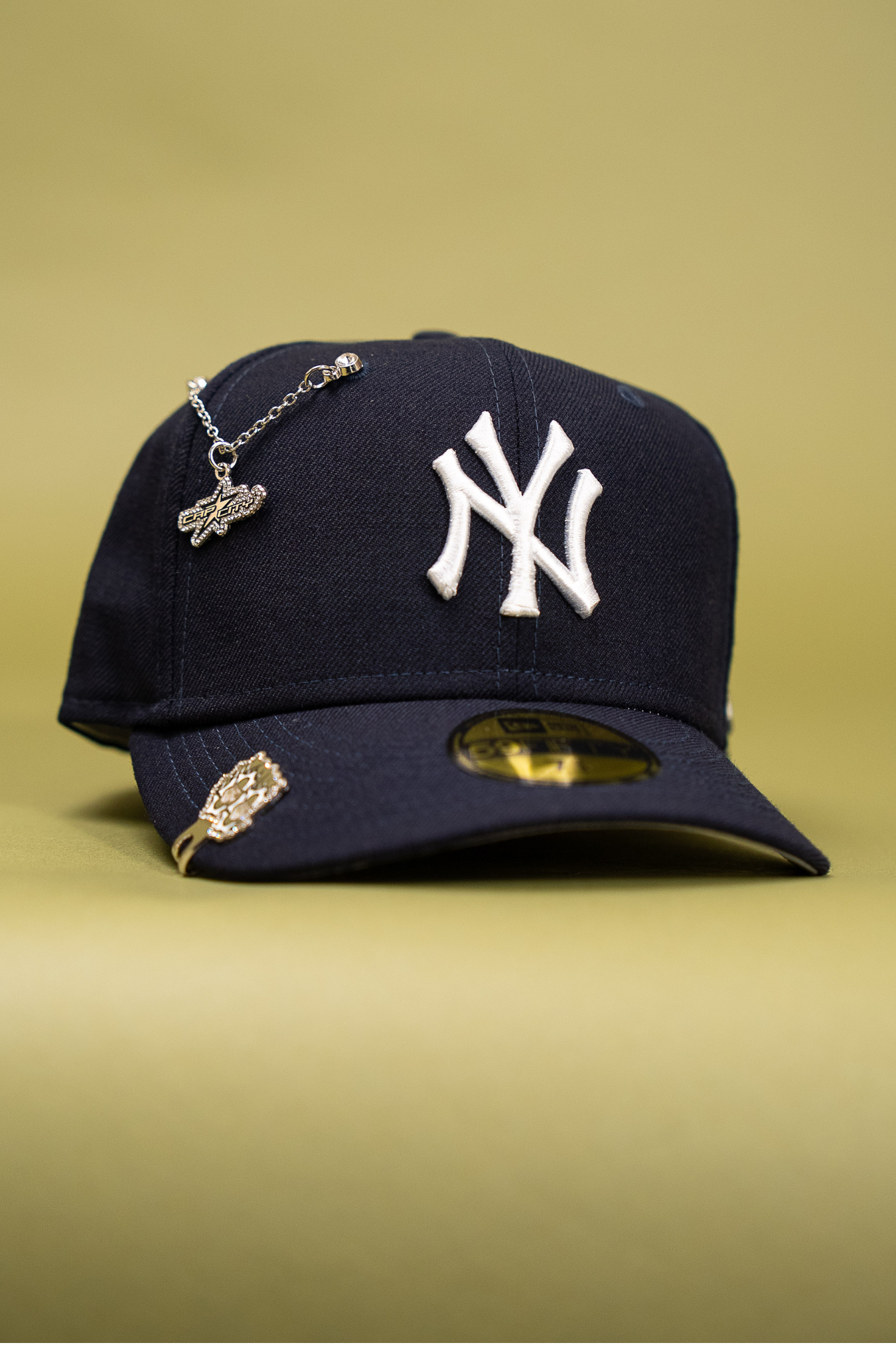 New Era Exclusive 59Fifty Navy New York Yankees W/ Subway Series Side Patch