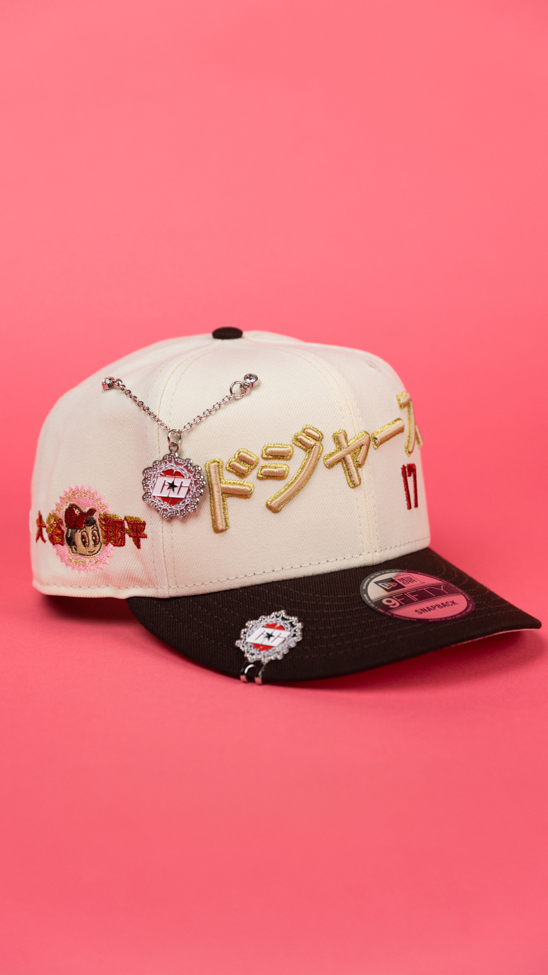 NEW ERA EXCLUSIVE 9FIFTY CHROME/ WALNUT LOS ANGELES DODGERS "JAPANESE SCRIPT" SNAPBACK W/ SIDE PATCH