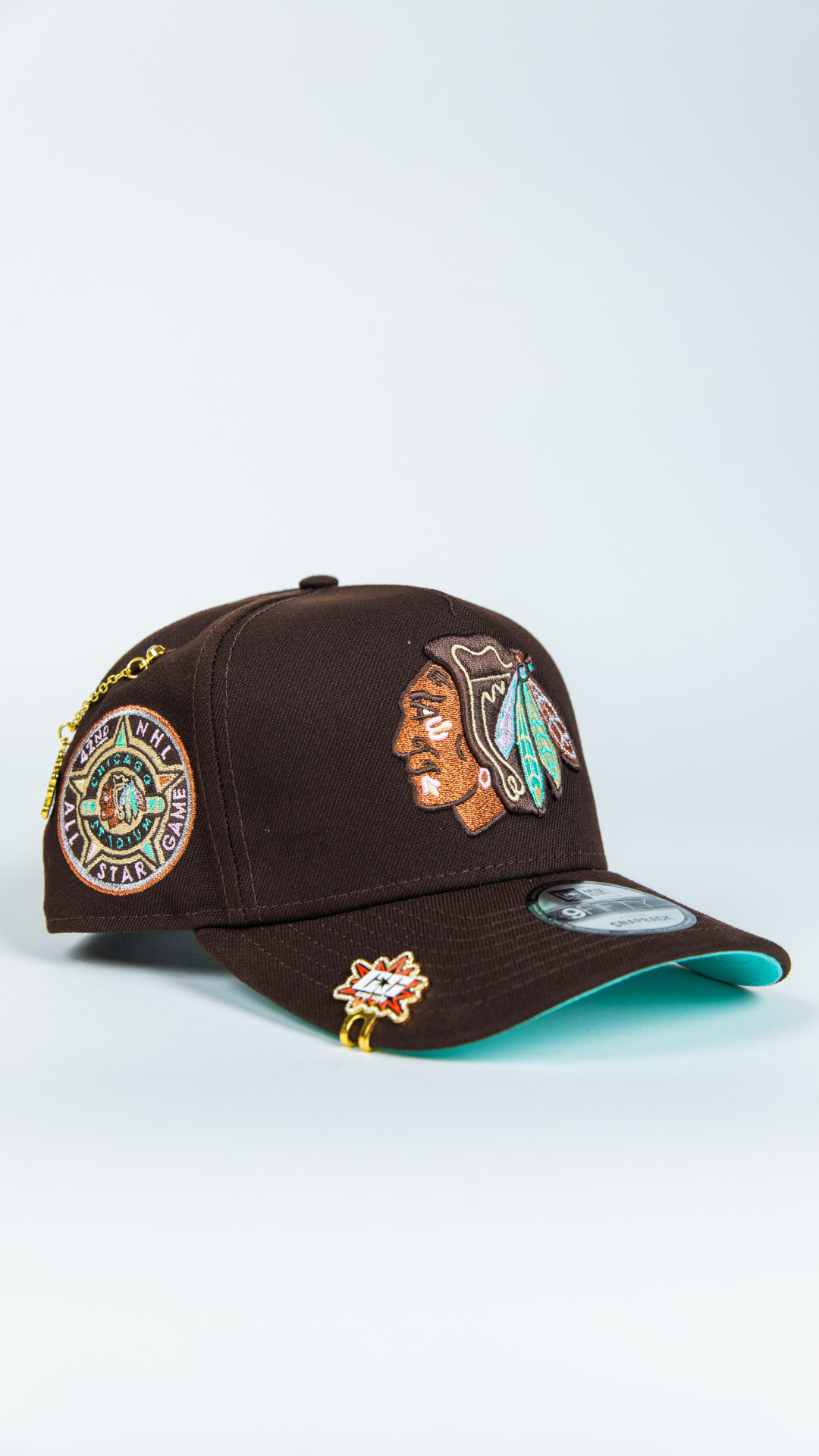 NEW ERA 9FIFTY A-FRAME DARK BROWN CHICAGO BLACKHAWKS SNAPBACK W/ ALL STAR GAME SIDE PATCH