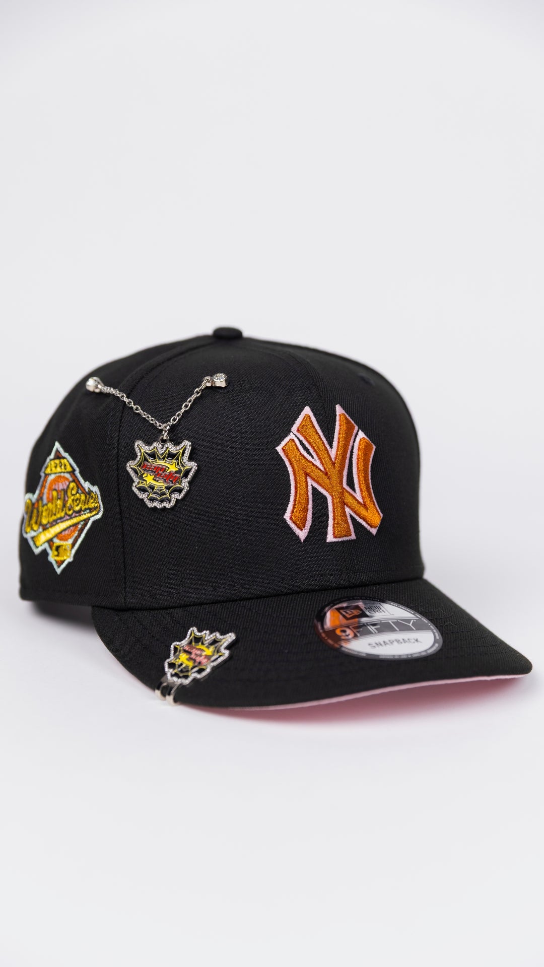 NEW ERA EXCLUSIVE 9FIFTY BLACK NEW YORK YANKEES SNAPBACK W/ 1996 WORLD SERIES SIDE PATCH