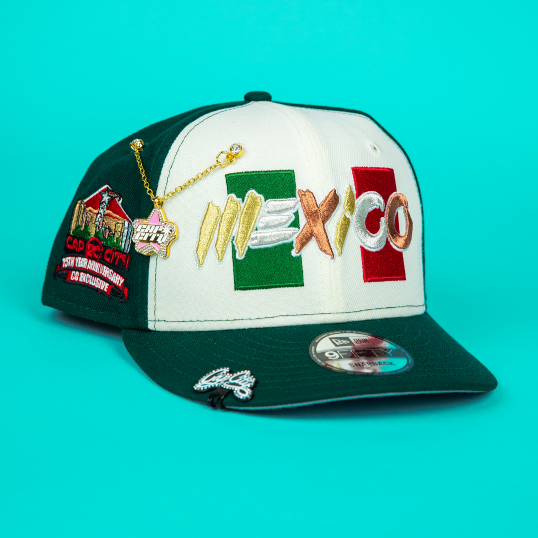 NEW ERA 9FIFTY CHROME/ FOREST GREEN MEXICO WBC SCRIPT SNAPBACK W/ 15TH ANNIVERSARY SIDE PATCH