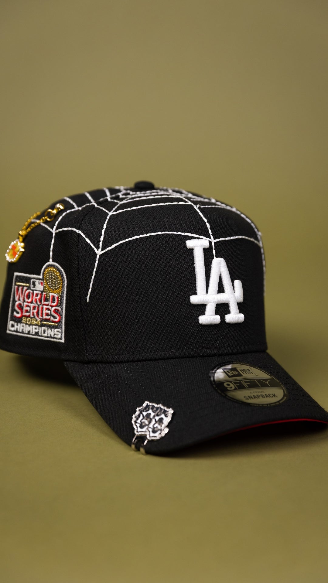 NEW ERA EXCLUSIVE 9FIFTY A-FRAME BLACK LOS ANGELES DODGERS SNAPBACK W/ SPIDER WEB + WORLD SERIES CHAMPIONS SIDE PATCH