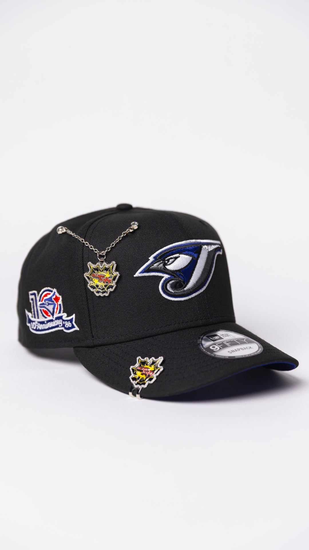 NEW ERA EXCLUSIVE 9FIFTY BLACK TORONTO BLUE JAYS SNAPBACK W/ 10TH ANNIVERSARY SIDE PATCH