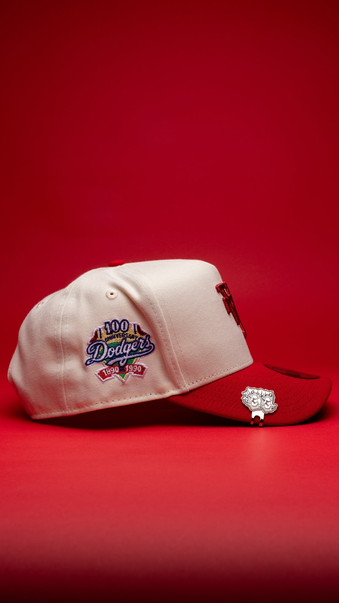NEW ERA 9FIFTY A-FRAME CHROME/RED UPSIDE DOWN LOS ANGELES DODGERS SNAPBACK W/ 100TH ANNIVERSARY SIDE PATCH