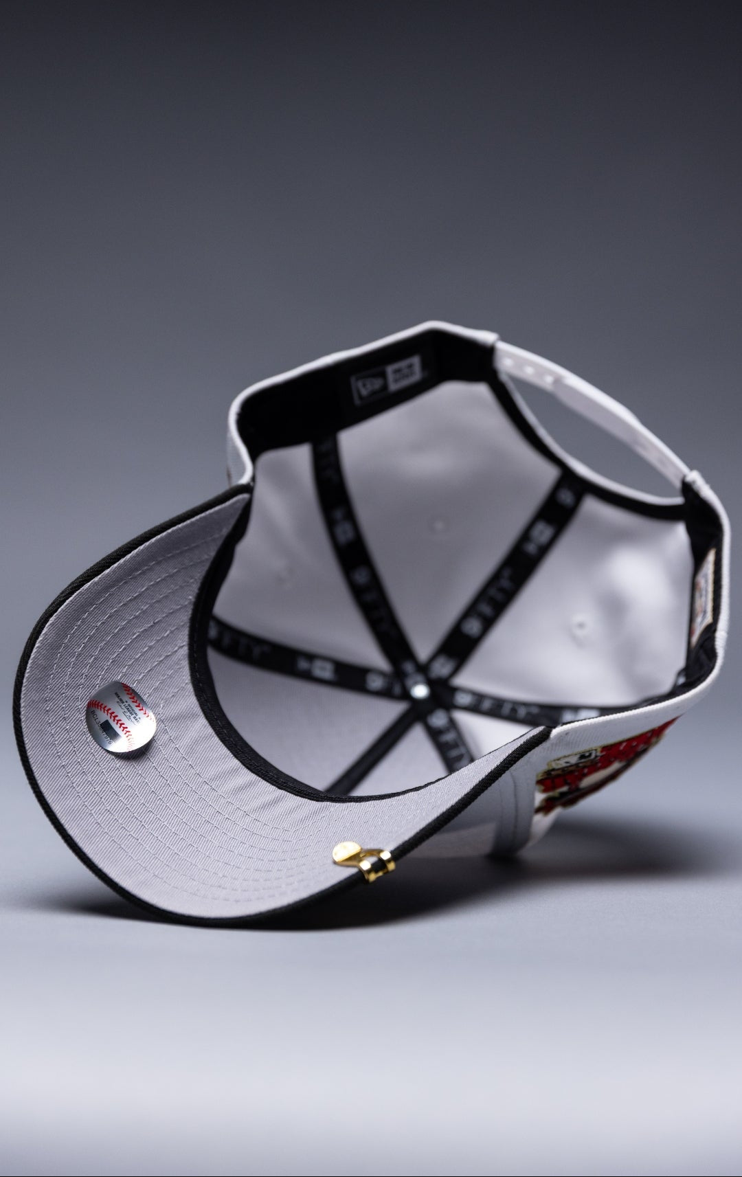 NEW ERA 9FIFTY A-FRAME PEARL WHITE ATLANTA BRAVES SNAPBACK W/ 2000 ALL STAR GAME SIDE PATCH
