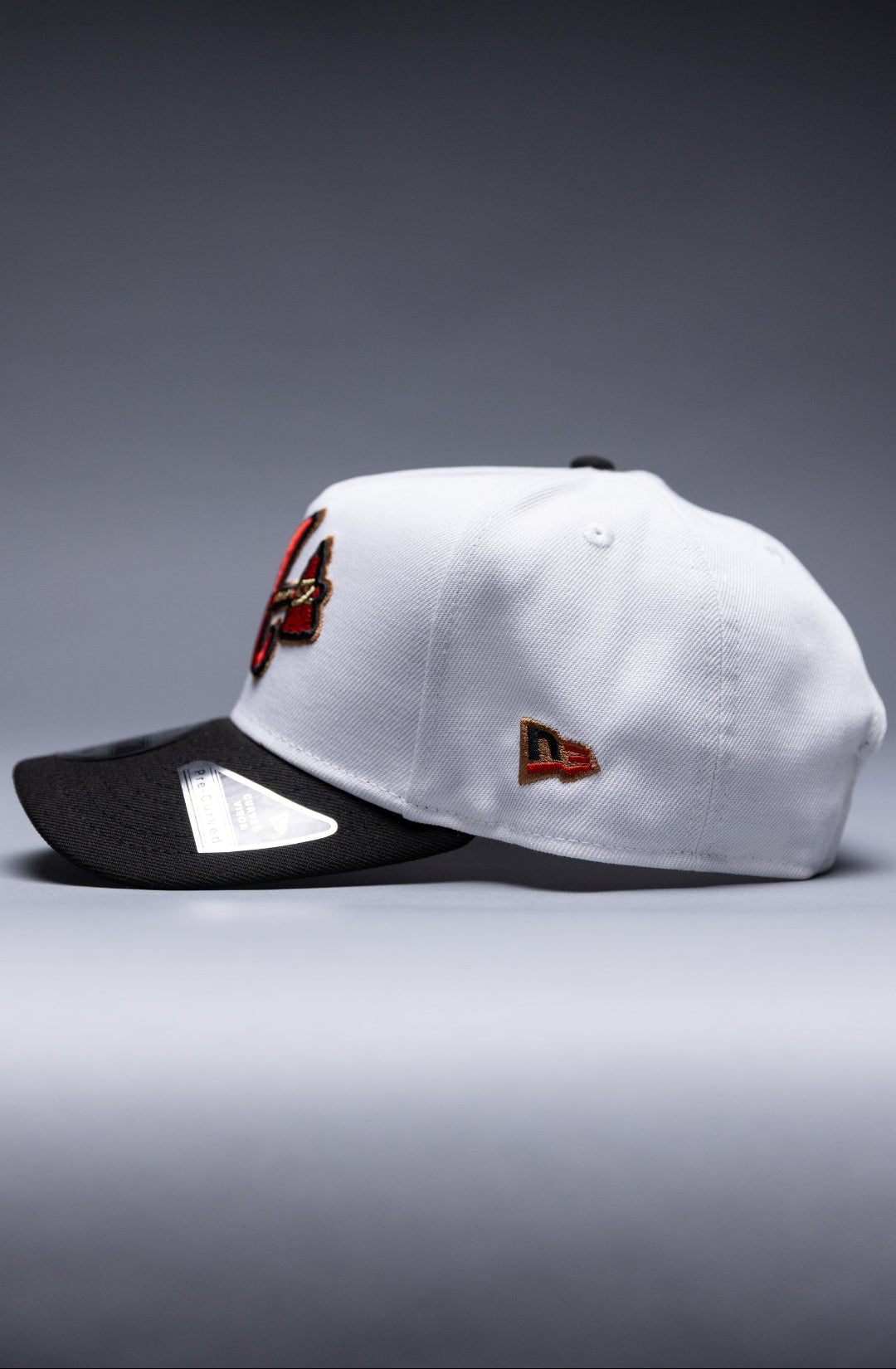 NEW ERA 9FIFTY A-FRAME PEARL WHITE ATLANTA BRAVES SNAPBACK W/ 2000 ALL STAR GAME SIDE PATCH