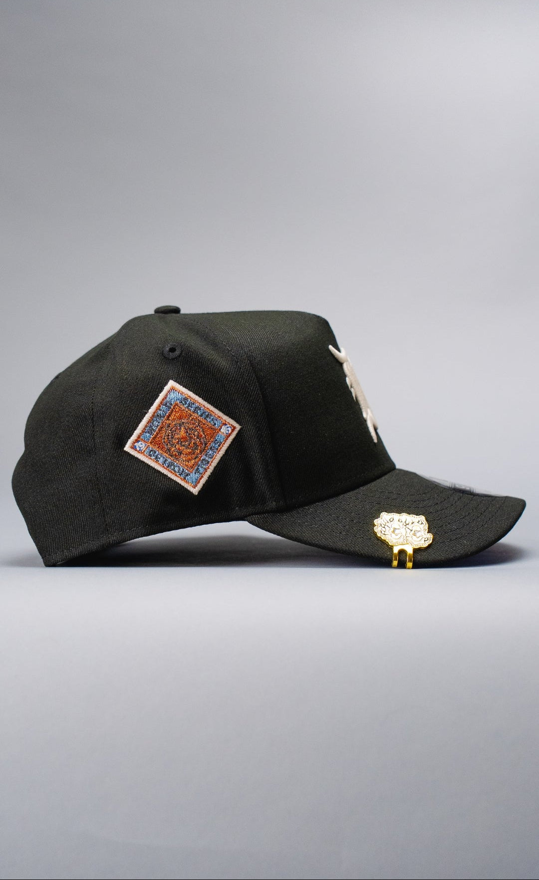 NEW ERA 9FIFTY A-FRAME BLACK DETROIT TIGERS SNAPBACK W/ SIDE PATCH