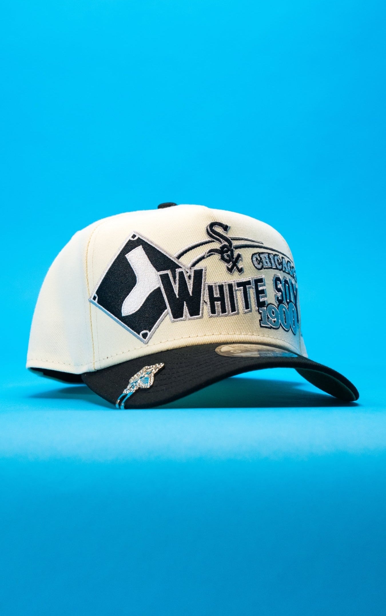 NEW ERA 9FIFTY A-FRAME CHROME/BLACK CHICAGO WHITE SOX SNAPBACK W/ 1900 EMBROIDERY