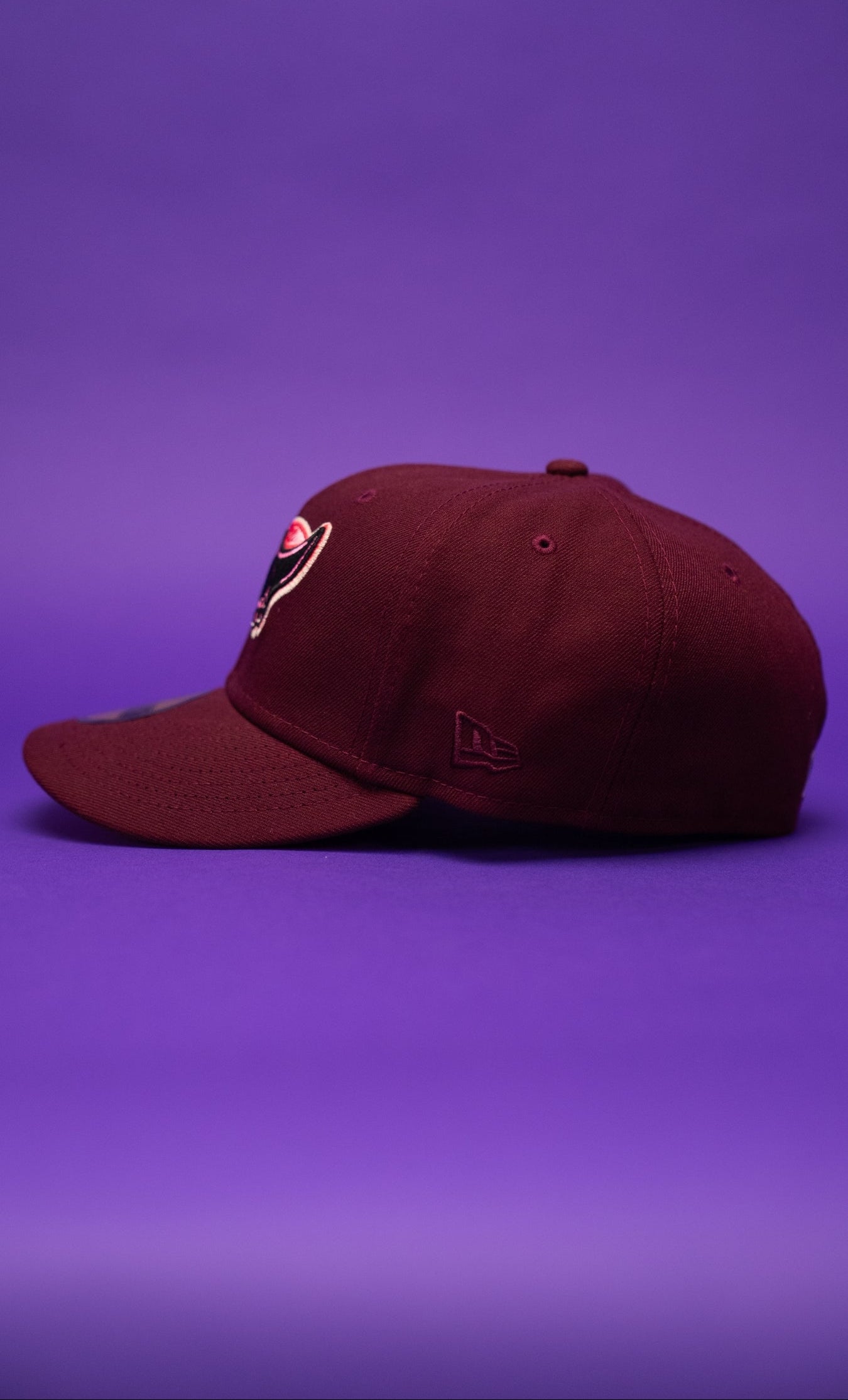 NEW ERA EXCLUSIVE 59FIFTY BURGUNDY TAMPA BAY DEVILRAYS W/ 10TH SEASON SIDE PATCH