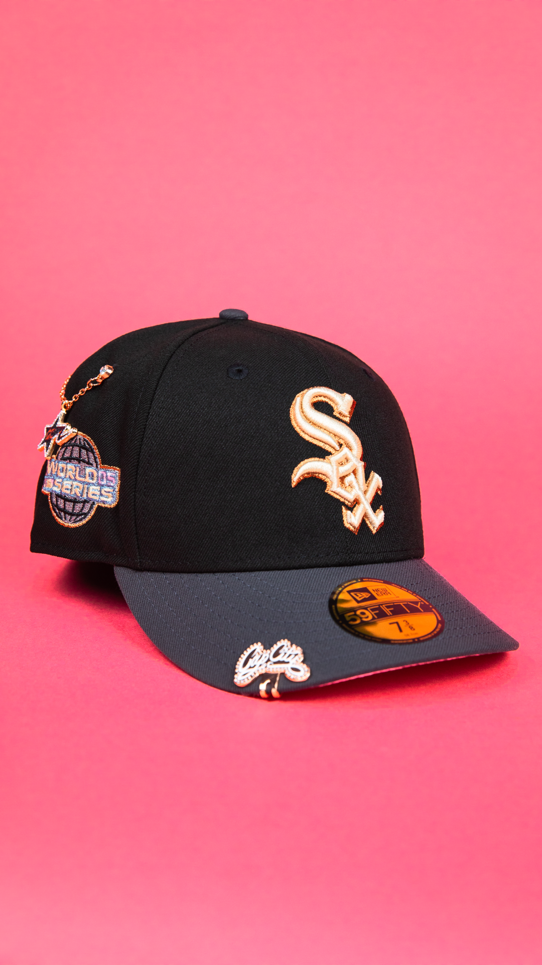NEW ERA EXCLUSIVE 59FIFTY BLACK/ GREY CHICAGO WHITE SOX W/ 2005 WORLD SERIES SIDE PATCH