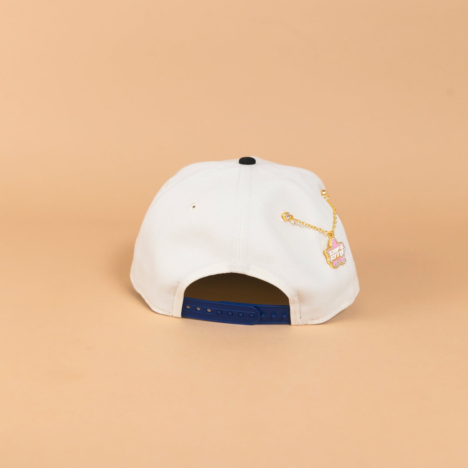 NEW ERA EXCLUSIVE 9FIFTY A-FRAME CHROME/ BLACK LOS ANGELES DODGERS SNAPBACK W/ HEART + 60TH ANNIVERSARY SIDE PATCH