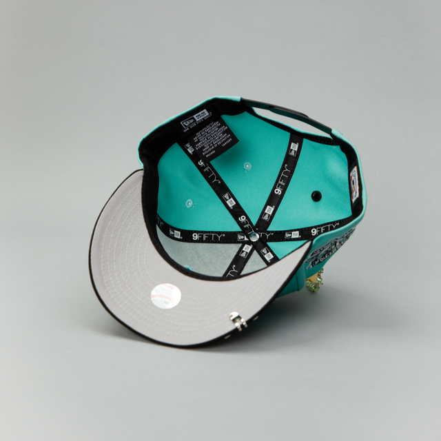 NEW ERA EXCLUSIVE 9FIFTY TEAL/ BLACK FLORIDA MARLINS SNAPBACK W/ 10TH ANNIVERSARY SIDE PATCH