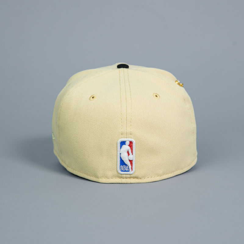 NEW ERA EXCLUSIVE 59FIFTY VEGAS GOLD/ BLACK LOS ANGELES LAKERS SCRIPT W/ 60TH ANNIVERSARY SIDE PATCH