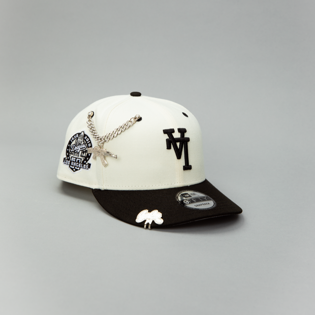 NEW ERA EXCLUSIVE 9FIFTY CHROME/ BLACK UPSIDE DOWN LOS ANGELES DODGERS SNAPBACK W/ 60TH ANNIVERSARY SIDE PATCH