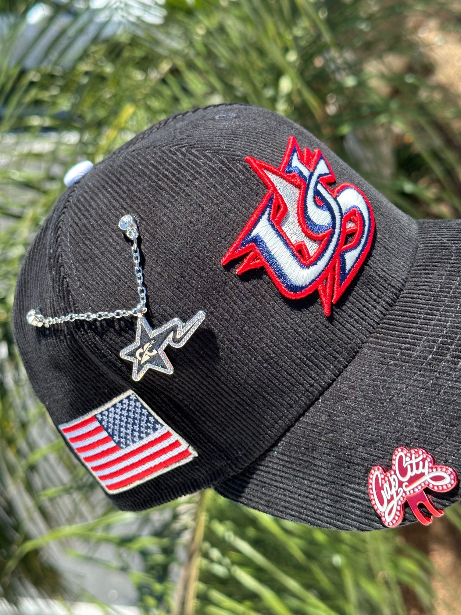 NEW ERA EXCLUSIVE 59FIFTY BLACK CORDUROY UNITED STATES W/ AMERICAN FLAG SIDE PATCH
