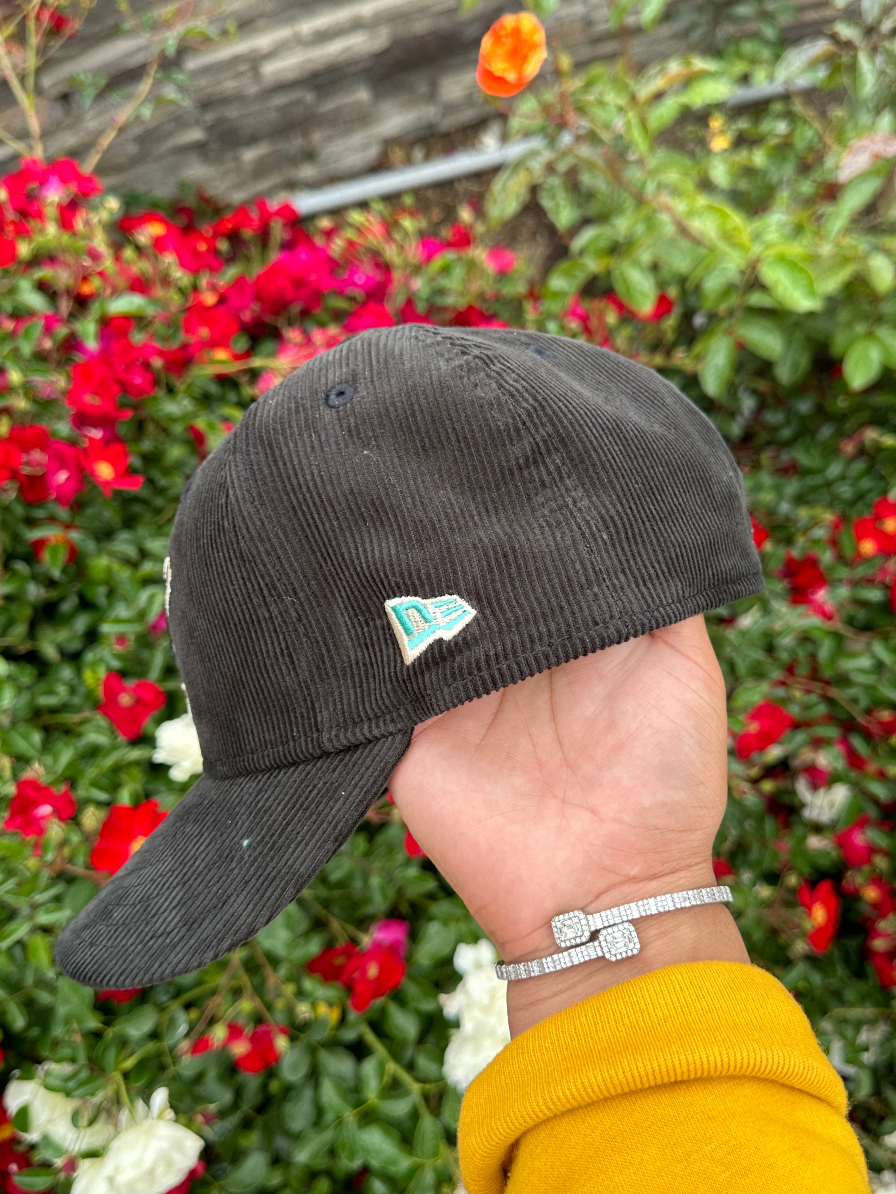 NEW ERA EXCLUSIVE 59FIFTY PITTSBURGH PIRATES COVID LOGO