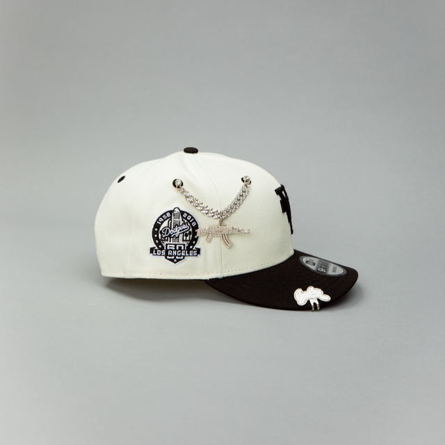 NEW ERA EXCLUSIVE 9FIFTY CHROME/ BLACK UPSIDE DOWN LOS ANGELES DODGERS SNAPBACK W/ 60TH ANNIVERSARY SIDE PATCH