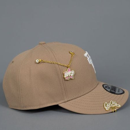 NEW ERA EXCLUSIVE 9FIFTY LIGHT KHAKI UPSIDE DOWN LOS ANGELES DODGERS SNAPBACK
