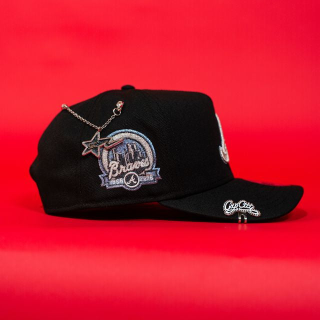 NEW ERA EXCLUSIVE 9FIFTY A-FRAME BLACK ATLANTA BRAVES SNAPBACK W/ 40TH ANNIVERSARY SIDE PATCH