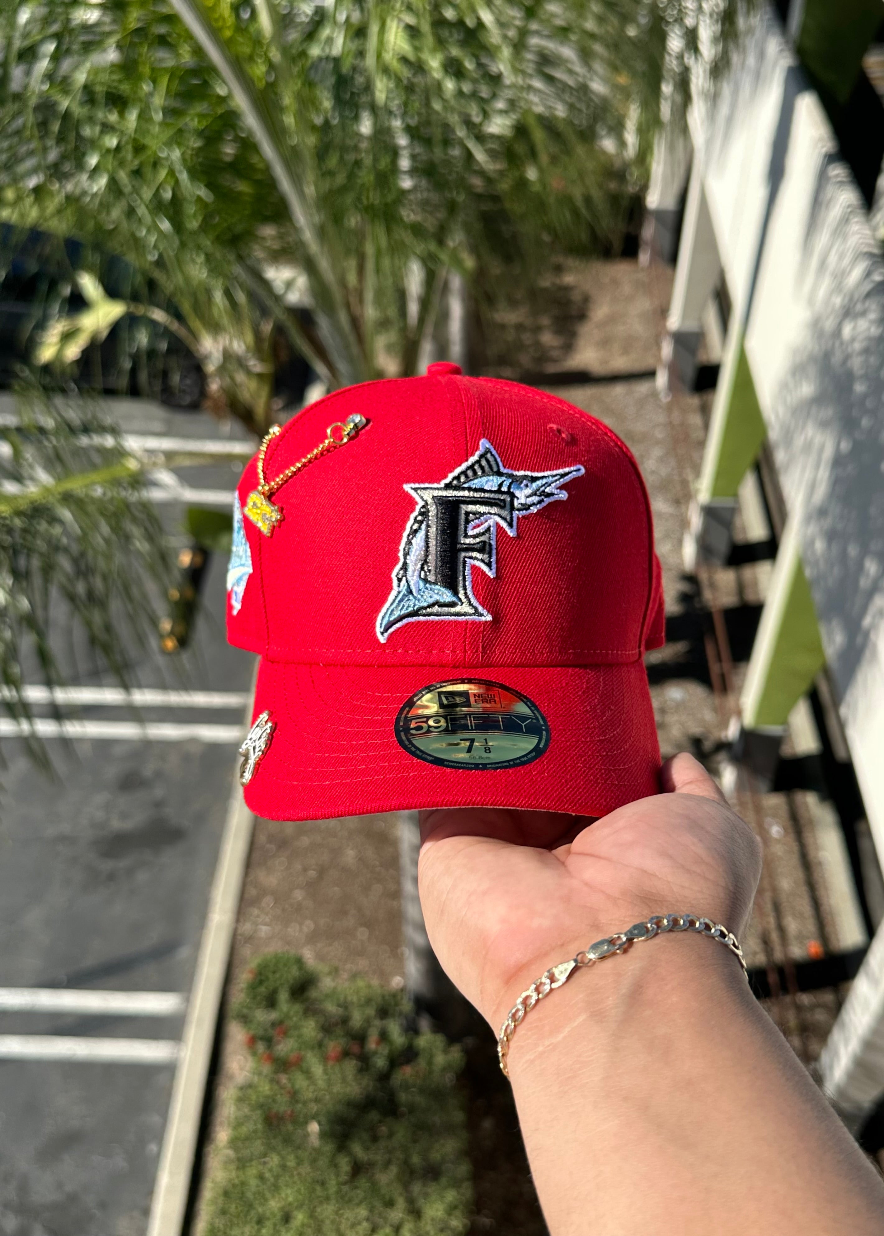 NEW ERA EXCLUSIVE 59FIFTY RED FLORIDA MARLINS W/ 1997 WORLD SERIES PATCH