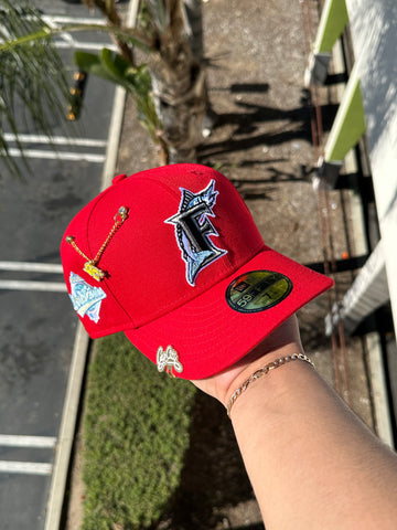 NEW ERA EXCLUSIVE 59FIFTY RED FLORIDA MARLINS W/ 1997 WORLD SERIES PATCH (PINK UV)