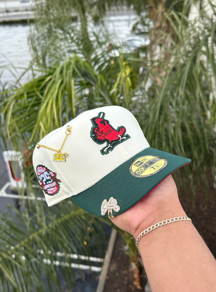 NEW ERA EXCLUSIVE 59FIFTY CHROME WHITE/FOREST GREEN ST LOUIS CARDINALS W/ 125TH ANNIVERSARY PATCH (RED UV)