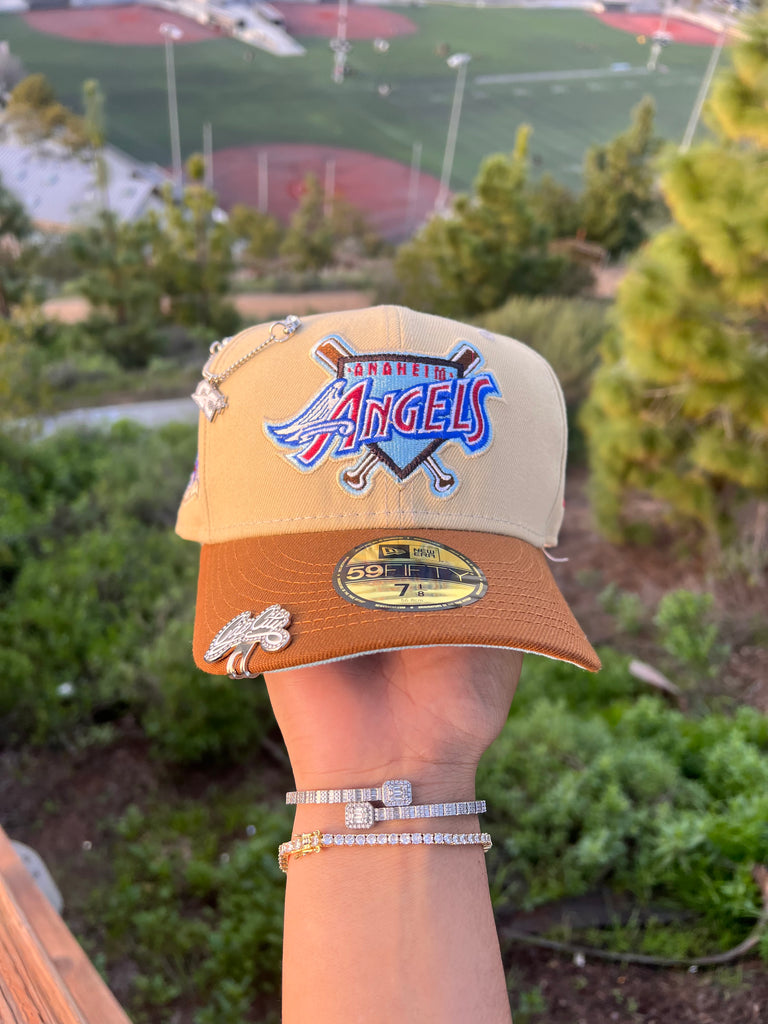 NEW ERA EXCLUSIVE 59FIFTY VEGAS GOLD/KHAKI ANAHEIM ANGELS W/ 40TH ANNIVERSARY PATCH (ICY UV)