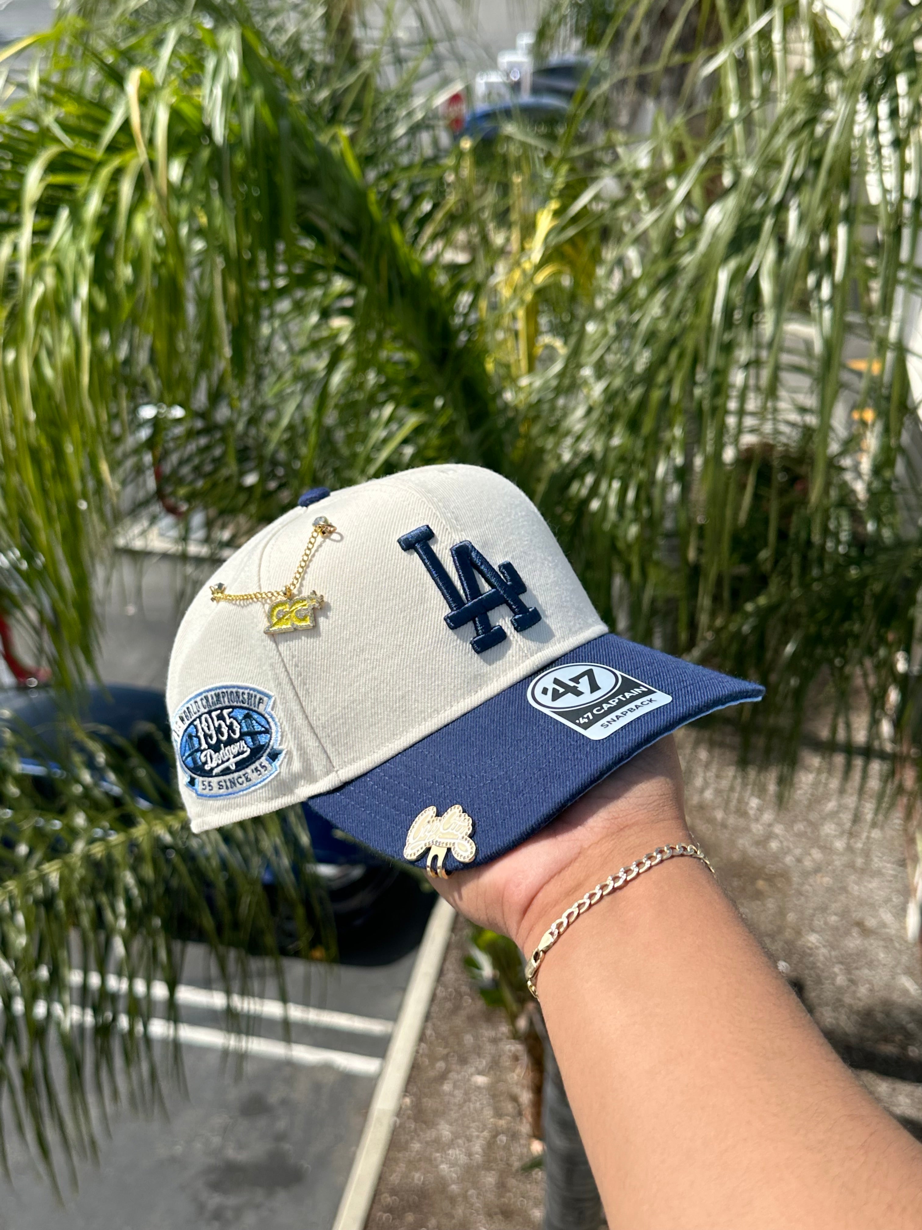 WHITE/NAVY LOS ANGELES DODGETS '47 CAPTAIN SNAPBACK W/ 1ST WORLD CHAMPIONSHIP PATCH