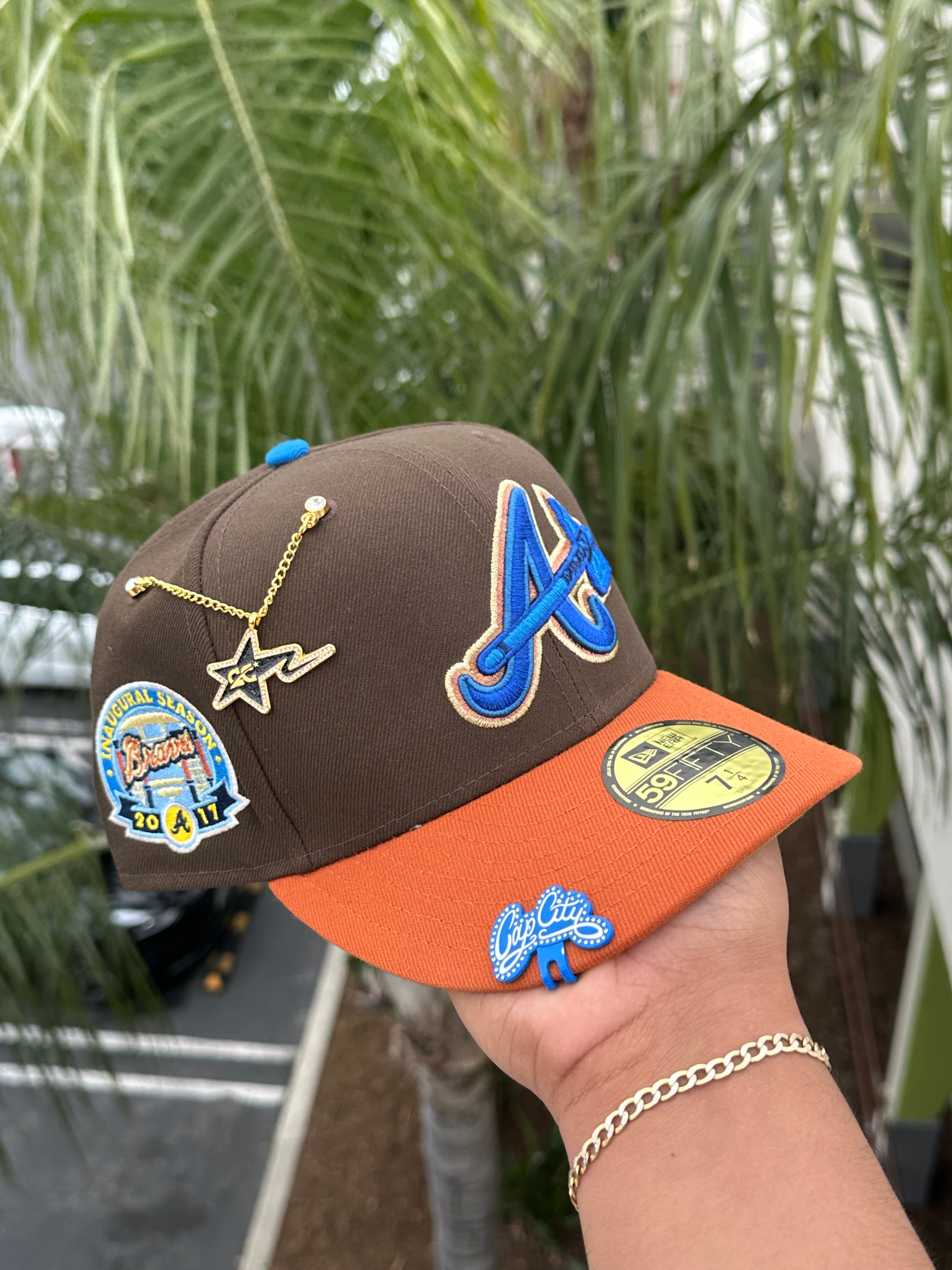 EXCLUSIVO DE NEW ERA 59FIFTY MOCHA/ORANGE ATLANTA BRAVES CON PARCHE DE TEMPORADA INAUGURAL 2017 