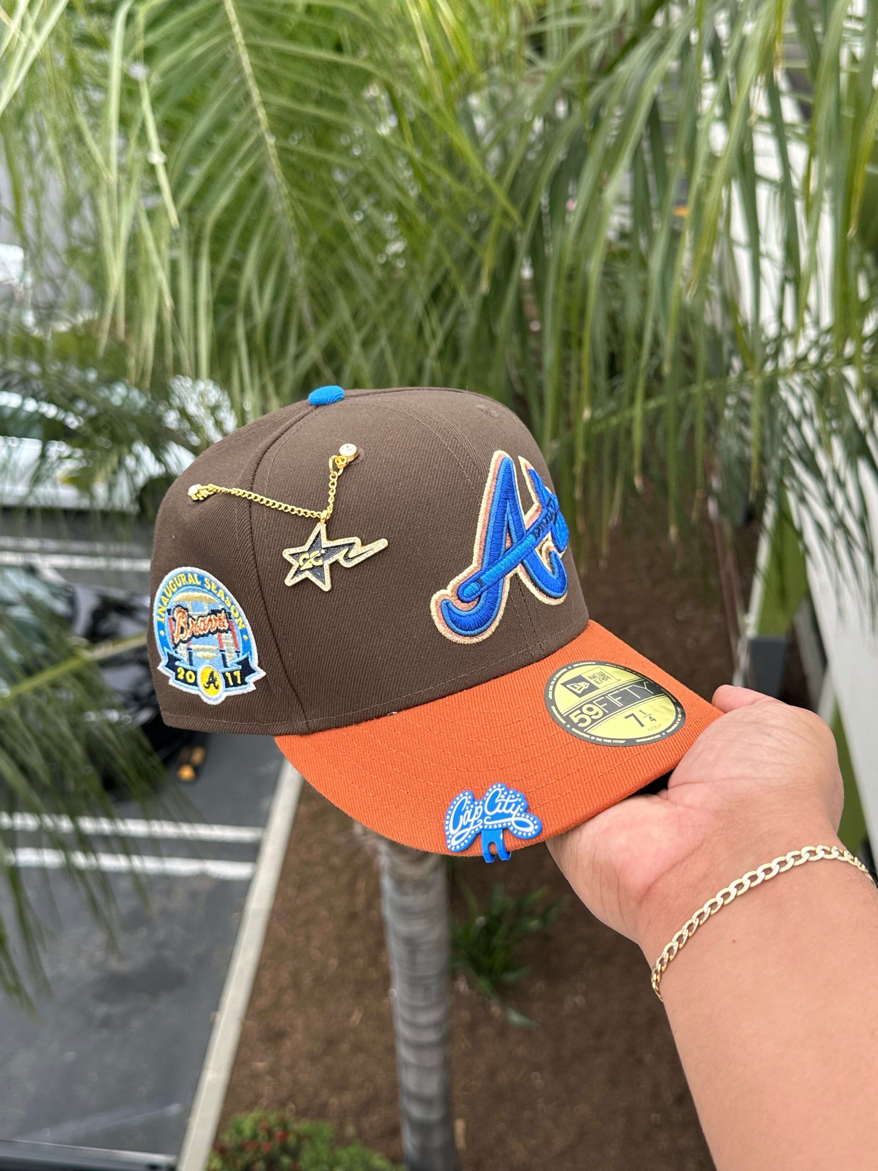 EXCLUSIVO DE NEW ERA 59FIFTY MOCHA/ORANGE ATLANTA BRAVES CON PARCHE DE TEMPORADA INAUGURAL 2017 