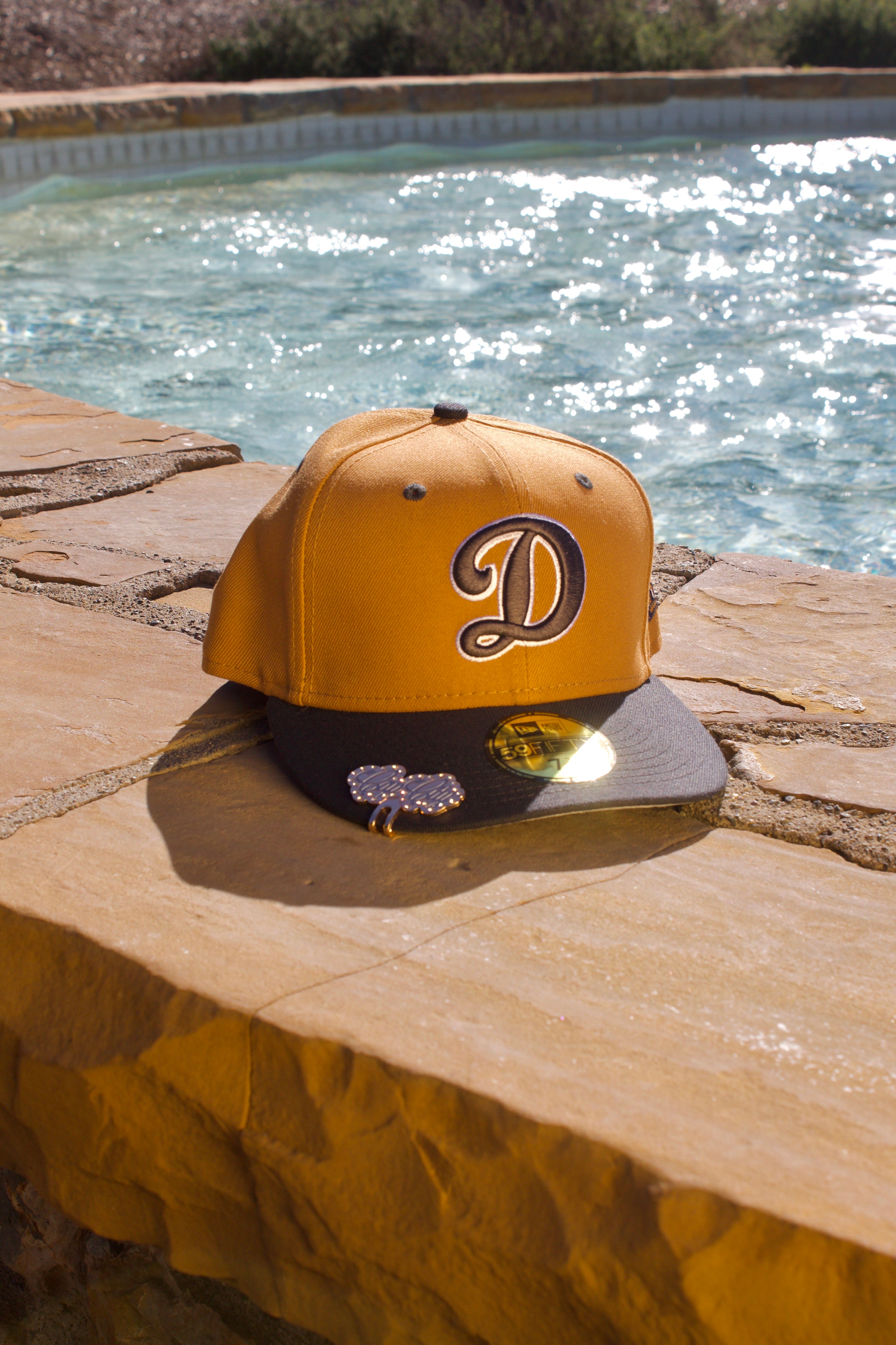 EXCLUSIVO NEW ERA 59FIFTY CERRADA TAN/GRIS LOS ANGELES DODGERS 