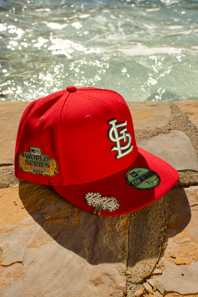 NEW ERA EXCLUSIVE 59FIFTY RED ST LOUIS CARDINALS W/ 2011 WORLD SERIES PATCH (CLOUD UV)