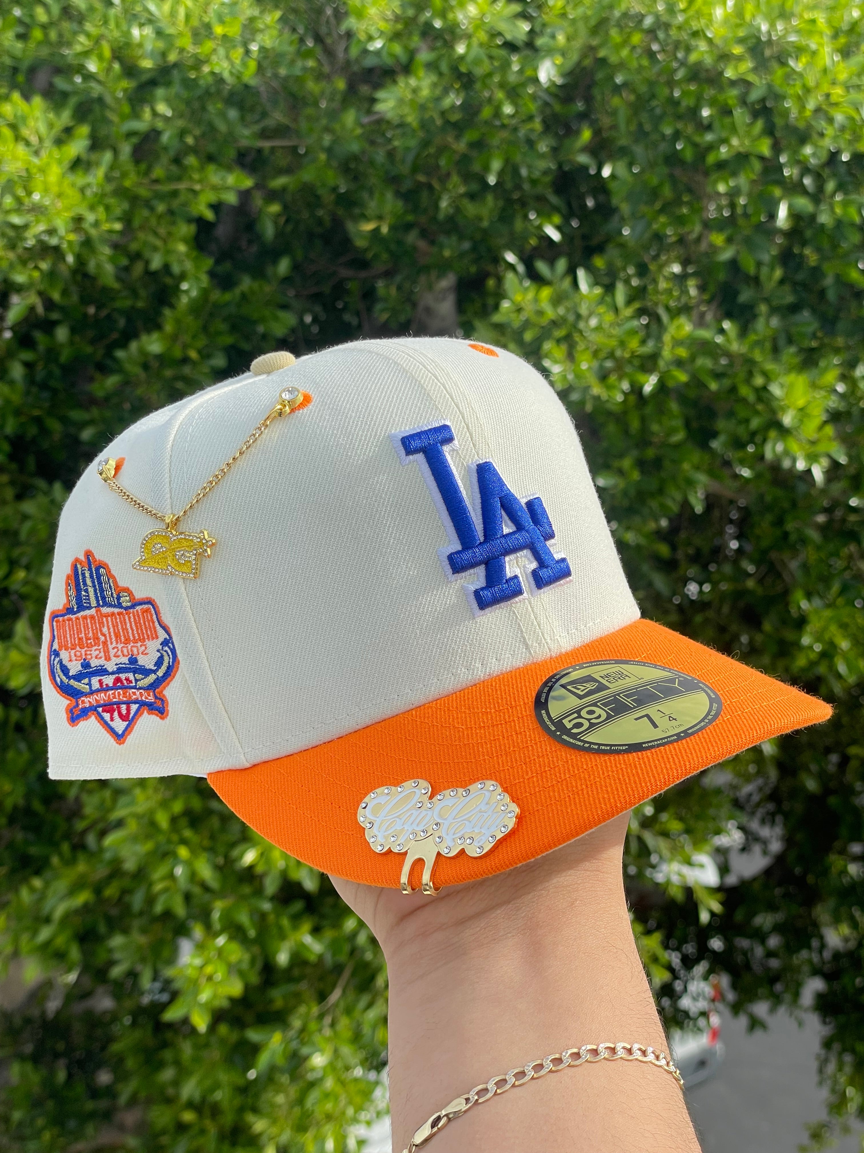 NEW ERA EXCLUSIVE 59FIFTY CHROME WHITE/ORANGE LOS ANGELES DODGERS W/ 40TH ANNIVERSARY PATCH
